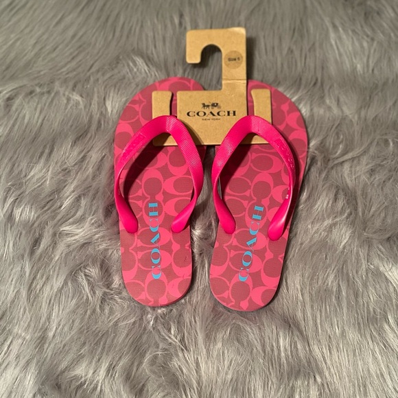New Coach Flip Flop - Picture 4 of 6
